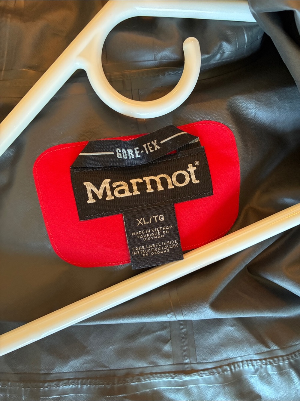 MARMOT Goretex Shell Jacket - Picture 12 of 16